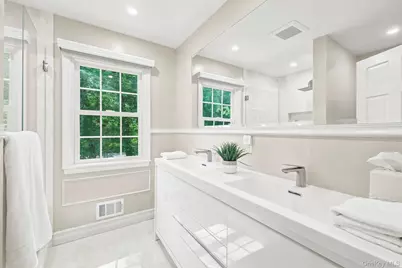 629 Scarborough Road, Briarcliff Manor, NY 10510 - Photo 21