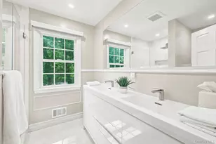 629 Scarborough Rd, Briarcliff Manor, NY 10510 - Photo 21