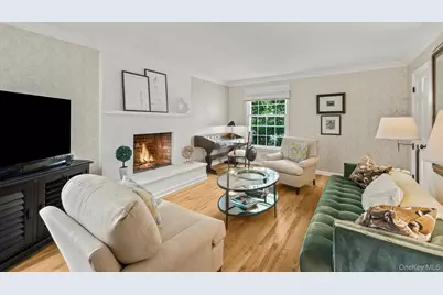 629 Scarborough Road, Briarcliff Manor, NY 10510 - Photo 13