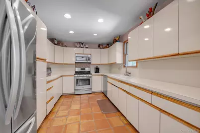 16 Walnut Road, East Rockaway, NY 11518 - Photo 5