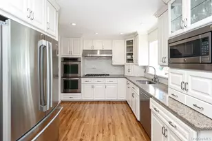 238 Birch Dr, Roslyn, NY 11576 - Photo 17