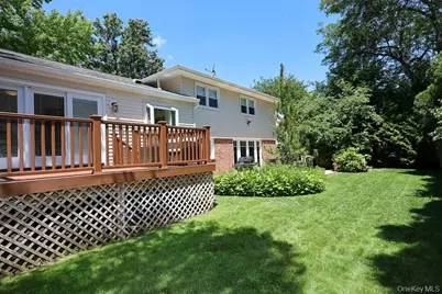 238 Birch Drive, Roslyn, NY 11576 - Photo 41