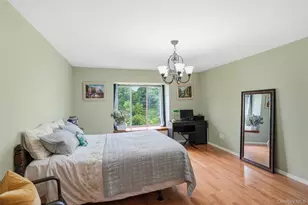 262 Old Farm Ln, Mohegan Lake, NY 10547 - Photo 13