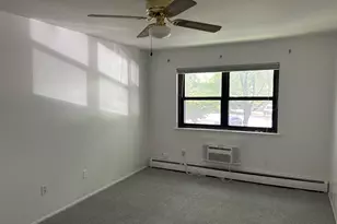 284 Sneden Pl W, Spring Valley, NY 10977 - Photo 27