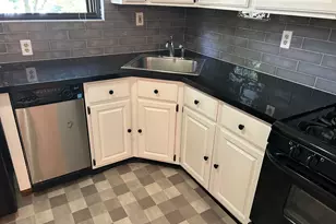 284 Sneden Pl W, Spring Valley, NY 10977 - Photo 3