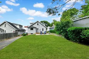 9 Howard Ave, White Plains, NY 10606 - Photo 15