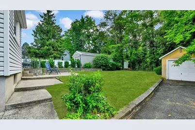 9 Howard Avenue, White Plains, NY 10606 - Photo 19