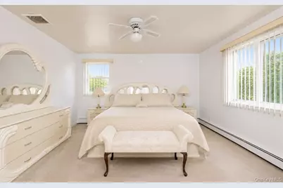 330 Bayville Avenue, Bayville, NY 11709 - Photo 7