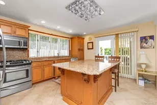 330 Bayville Ave, Bayville, NY 11709 - Photo 13