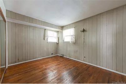 1614 N Gardiner Drive, Bay Shore, NY 11706 - Photo 15