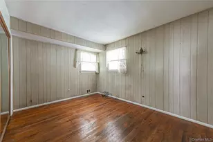 1614 N Gardiner Dr, Bay Shore, NY 11706 - Photo 15