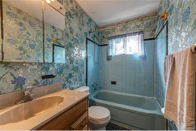 1614 N Gardiner Drive, Bay Shore, NY 11706 - Photo 19