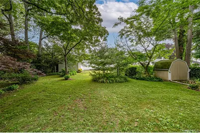 1614 N Gardiner Drive, Bay Shore, NY 11706 - Photo 27