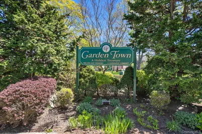 1203 E Broadway #G13, Hewlett, NY 11557 - Photo 1