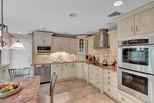 1304 Sycamore Ave, Bohemia, NY 11716 - Photo 7
