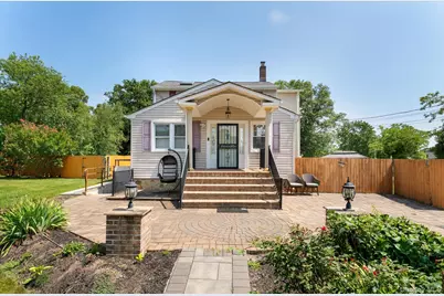 70 Massachusetts Avenue, Bay Shore, NY 11706 - Photo 1