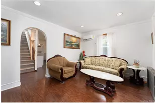 70 Massachusetts Ave, Bay Shore, NY 11706 - Photo 11