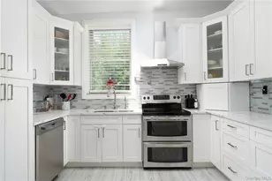 70 Massachusetts Ave, Bay Shore, NY 11706 - Photo 3