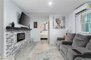 70 Massachusetts Ave, Bay Shore, NY 11706 - Photo 9