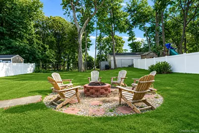 34 Weichers Street, Ronkonkoma, NY 11779 - Photo 5
