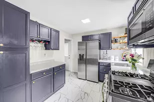 34 Weichers St, Ronkonkoma, NY 11779 - Photo 11