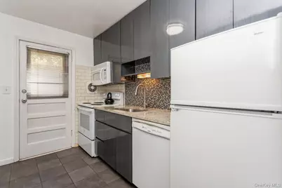51 Cross Street #3A, Bronxville, NY 10708 - Photo 7