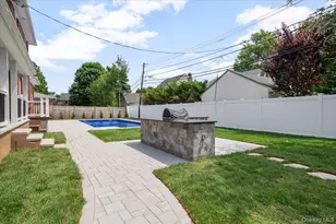 300 Demott Ave, Rockville Centre, NY 11570 - Photo 43