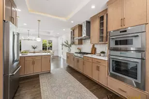 300 Demott Ave, Rockville Centre, NY 11570 - Photo 9