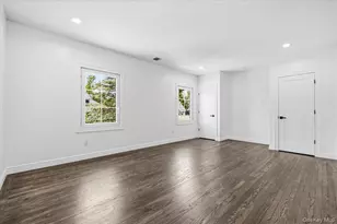 300 Demott Ave, Rockville Centre, NY 11570 - Photo 33