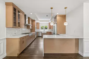 300 Demott Ave, Rockville Centre, NY 11570 - Photo 7