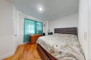 150-18 115th Dr, Jamaica, NY 11434 - Photo 9