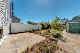 150-18 115th Dr, Jamaica, NY 11434 - Photo 15