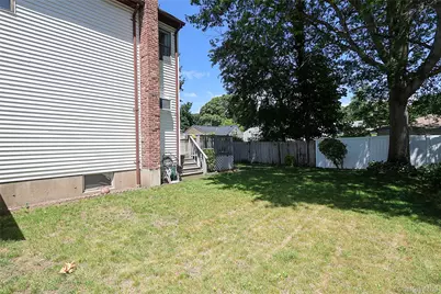 25A Reynolds Street #A, Huntington Station, NY 11746 - Photo 39