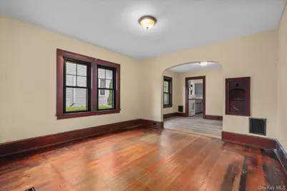 37 Yates Avenue, Poughkeepsie, NY 12601 - Photo 7