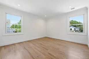 43 Highland Ave, Port Washington, NY 11050 - Photo 29