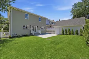 43 Highland Ave, Port Washington, NY 11050 - Photo 45
