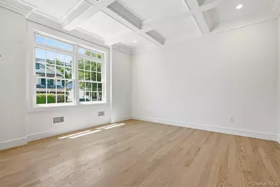43 Highland Avenue, Port Washington, NY 11050 - Photo 17