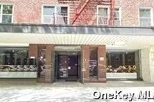 142-05 Roosevelt Ave, Flushing, NY 11354 - Photo 9