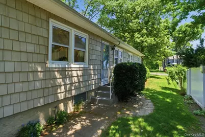 22 Stephens Court, Hauppauge, NY 11788 - Photo 31
