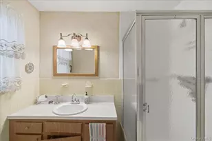 22 Stephens Ct, Hauppauge, NY 11788 - Photo 19