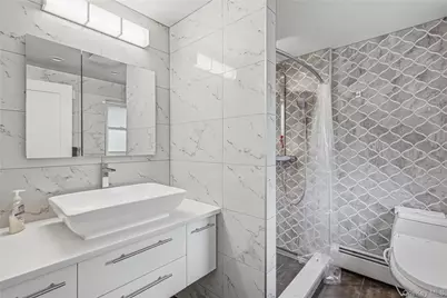 186 N Stratford, Roslyn Heights, NY 11577 - Photo 27