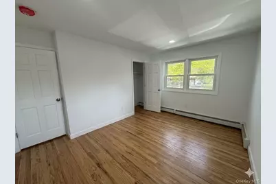 354 Easton Street, Ronkonkoma, NY 11779 - Photo 13