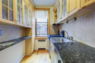 167-10 Crocheron Ave, Flushing, NY 11358 - Photo 9