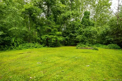 24 Dutchess Hill Road, Poughkeepsie, NY 12601 - Photo 23