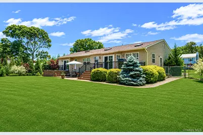 1 Peter Street, Coram, NY 11727 - Photo 29