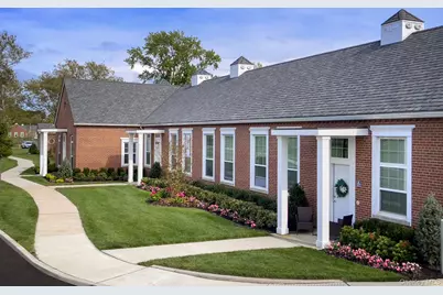 75 Circle Drive #90-106, Central Islip, NY 11722 - Photo 3