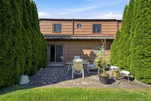 128 Scarlett Dr, Commack, NY 11725 - Photo 27
