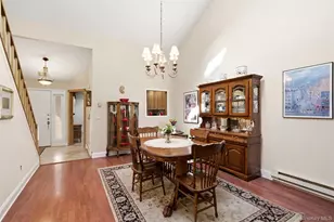 128 Scarlett Dr, Commack, NY 11725 - Photo 9