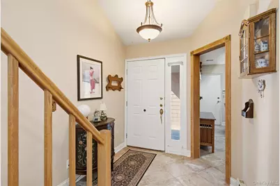 128 Scarlett Drive, Commack, NY 11725 - Photo 5