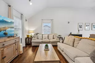 4 Lira St, Wallkill, NY 12589 - Photo 5